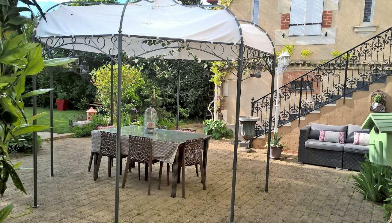 Le Clos Manceau Bed and Breakfast Le Mans Buitenkant foto