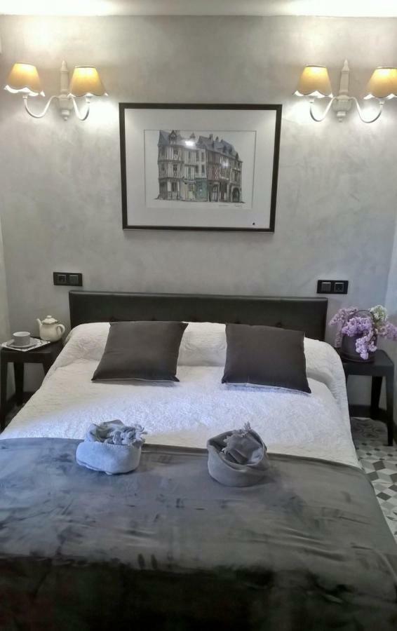 Le Clos Manceau Bed and Breakfast Le Mans Buitenkant foto